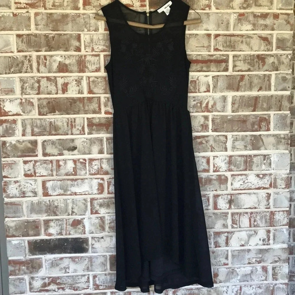 Sans Souci Chico Black Embroidered Hi/Low Dress - Picture 1 of 8